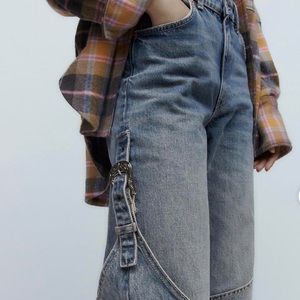 Zara women’s blue cowboy jeans